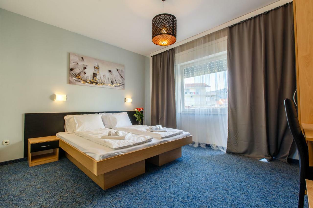 Rooms Split Stobreč Eksteriør bilde